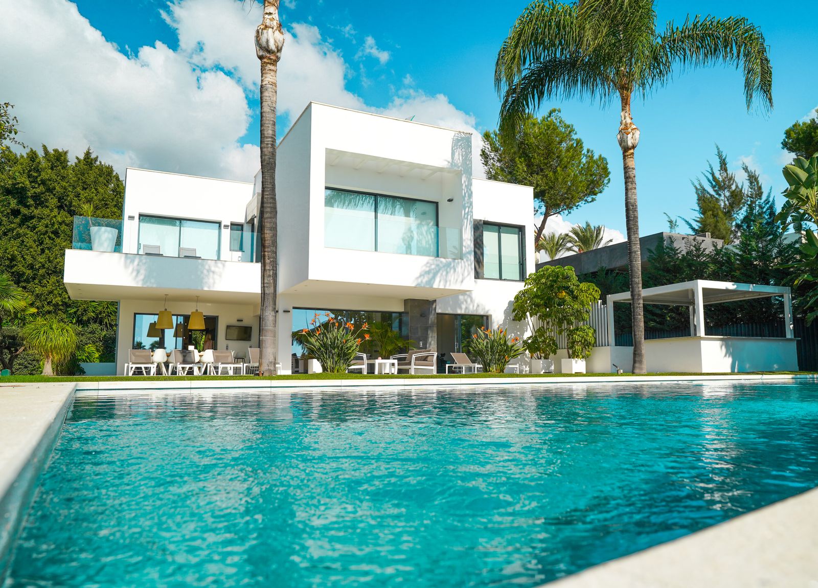 Villa contemporaine 5 chambres à Riviera Golf